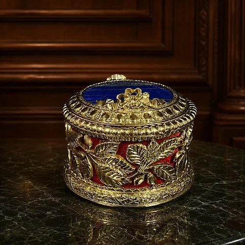 Шкатулка для украшений из бронзы и лазурита — оригинальный подарок