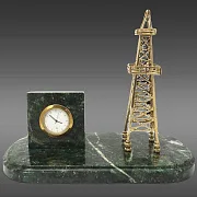 Подарочные часы «Нефтяная вышка» на основании из змеевика — фотография 2