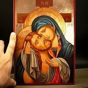 Деревянная икона Богоматери "Не рыдай Мене, Мати" — необычный подарок — фотография 1