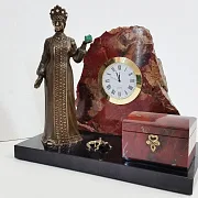 Часы «Хозяйка Медной горы» с яшмой и долеритом в подарок — фотография 2