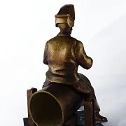Подарочная бронзовая композиция «Сварщик» на змеевике — фотография 2