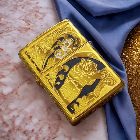 В подарок: Зажигалка Zippo "Хищник" № 2