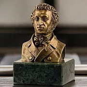 Подарочный бронзовый бюст «Пушкин А.С.» — фотография 1