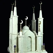 Часы «Мечеть» из мрамора в кожаном чемодане в подарок — фотография 3