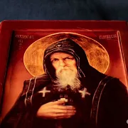 Икона "Свт, Преподобный Серафим Вырицкий" — оригинальный подарок — фотография 6