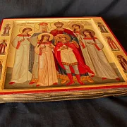 Подарочная икона Царственных Страстотерпцев "Семья Романовых" — фотография 4