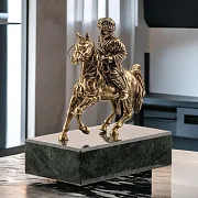 На память: Статуэтка «Наездник» из бронзы — фотография 1