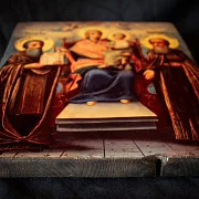 Икона Богоматери "Домостроительница" +подставка — оригинальный подарок — фотография 8
