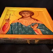 Деревянная Икона "Священномученица Надежда" — красивый подарок — фотография 3